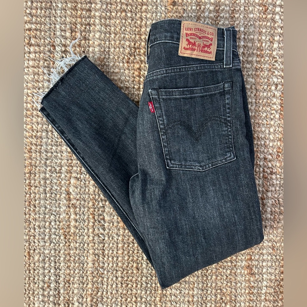 Levi’s Wedgie Skinny Jeans